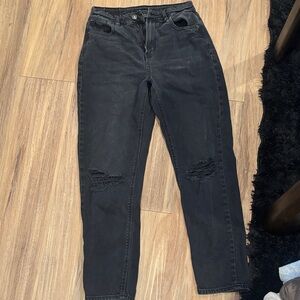 Black Distressed Women's Jeans